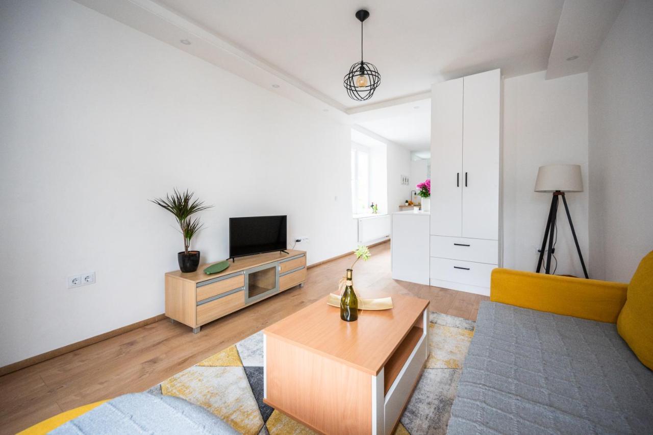 Modern Studio Apartment In The Old Town SJJ Eksteriør billede