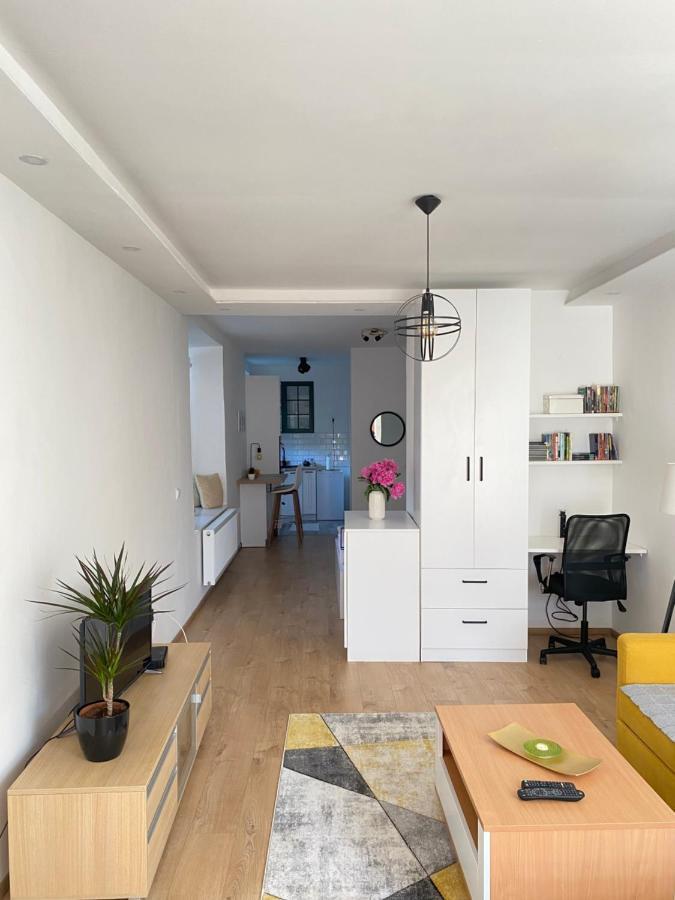 Modern Studio Apartment In The Old Town SJJ Eksteriør billede