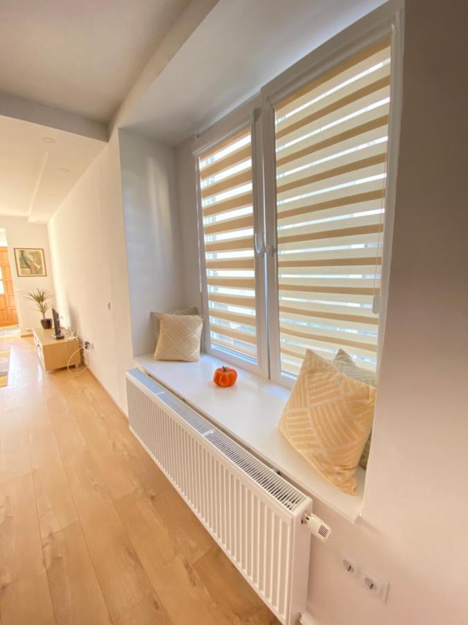 Modern Studio Apartment In The Old Town SJJ Eksteriør billede